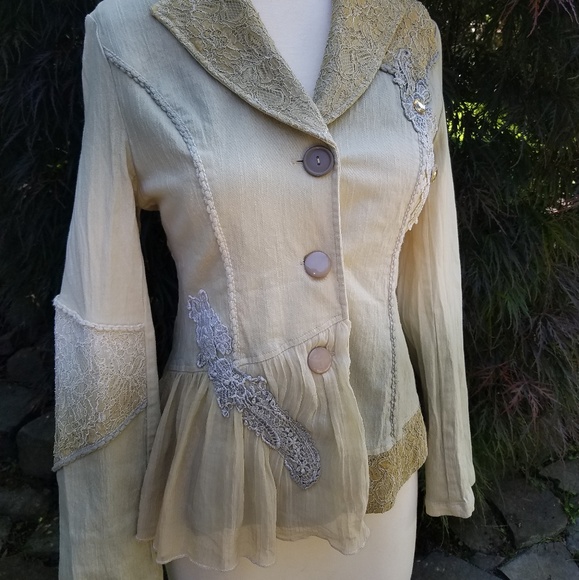 VANDANA Designer Jacket - Picture 3 of 5